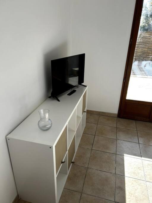 נים Superbe Appartement Dans Un Mas מראה חיצוני תמונה