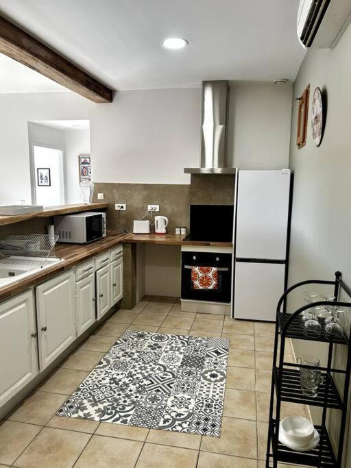 נים Superbe Appartement Dans Un Mas מראה חיצוני תמונה
